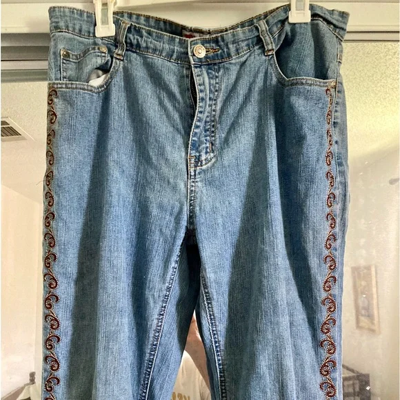 COS Jeans with side embroidery paisley details- bootcut. - Picture 3 of 4